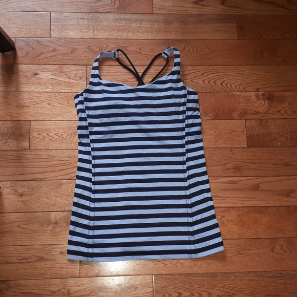 Lululemon Top - Picture 1 of 4